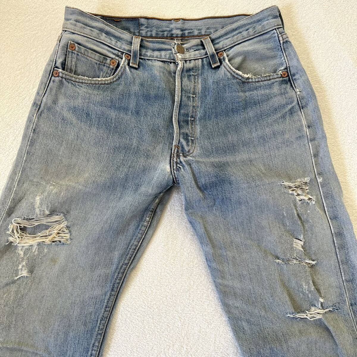 Levi's 501 USA製 W30 リーバイス ダメージ デニム ライトブルー Levi's 501 USA製 W30 リーバイス ダメージ デニム ライトブルー