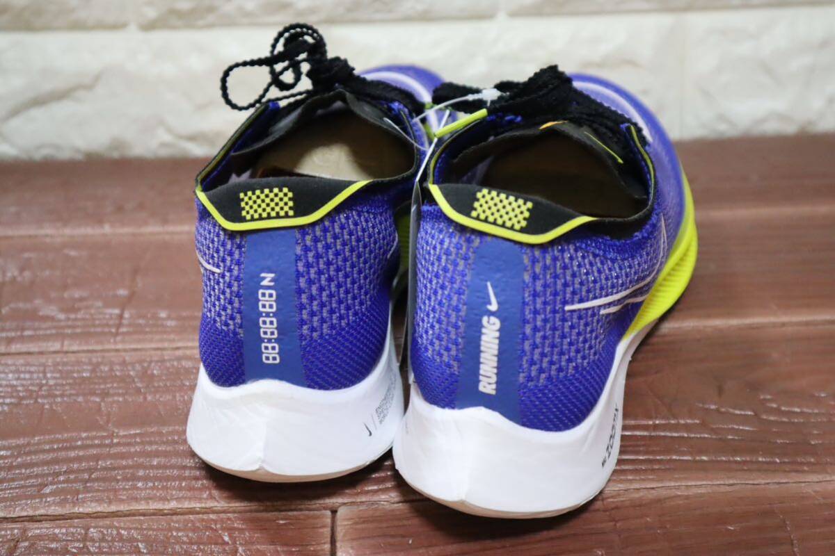新品 定価23210円 25 5㎝ NIKE ナイキ ズームX ストリークフライ 新品 定価23210円 25 5㎝ NIKE ナイキ ズームX ストリークフライ