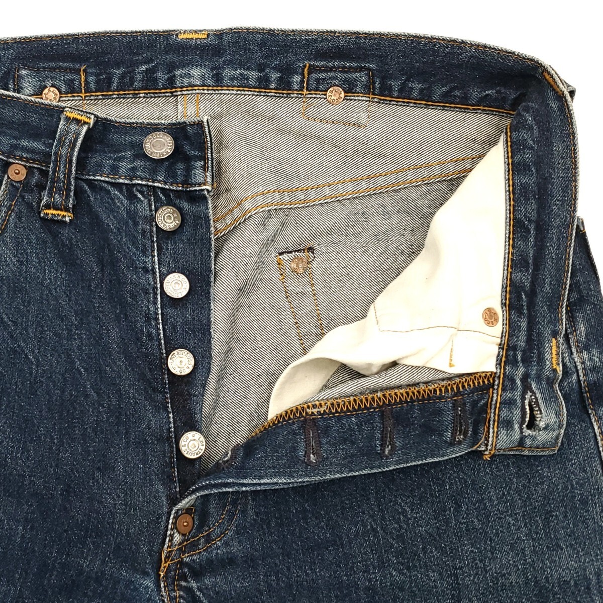 バレンシア製 W33 Levi's 201XX 555ビンテージ復刻ジーンズ バレンシア製 W33 Levi's 201XX 555ビンテージ復刻ジーンズ