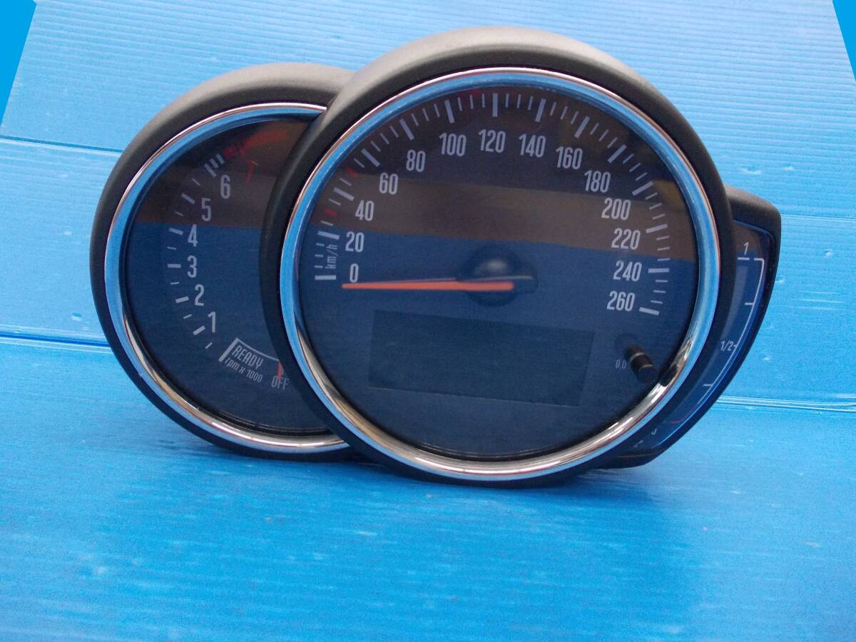 XM15/ミニ（BMW）　スピードメーター　AT車　走行距離：34，237㎞　現(xiàn)物品番：BM-0560-006　8 796 270-01