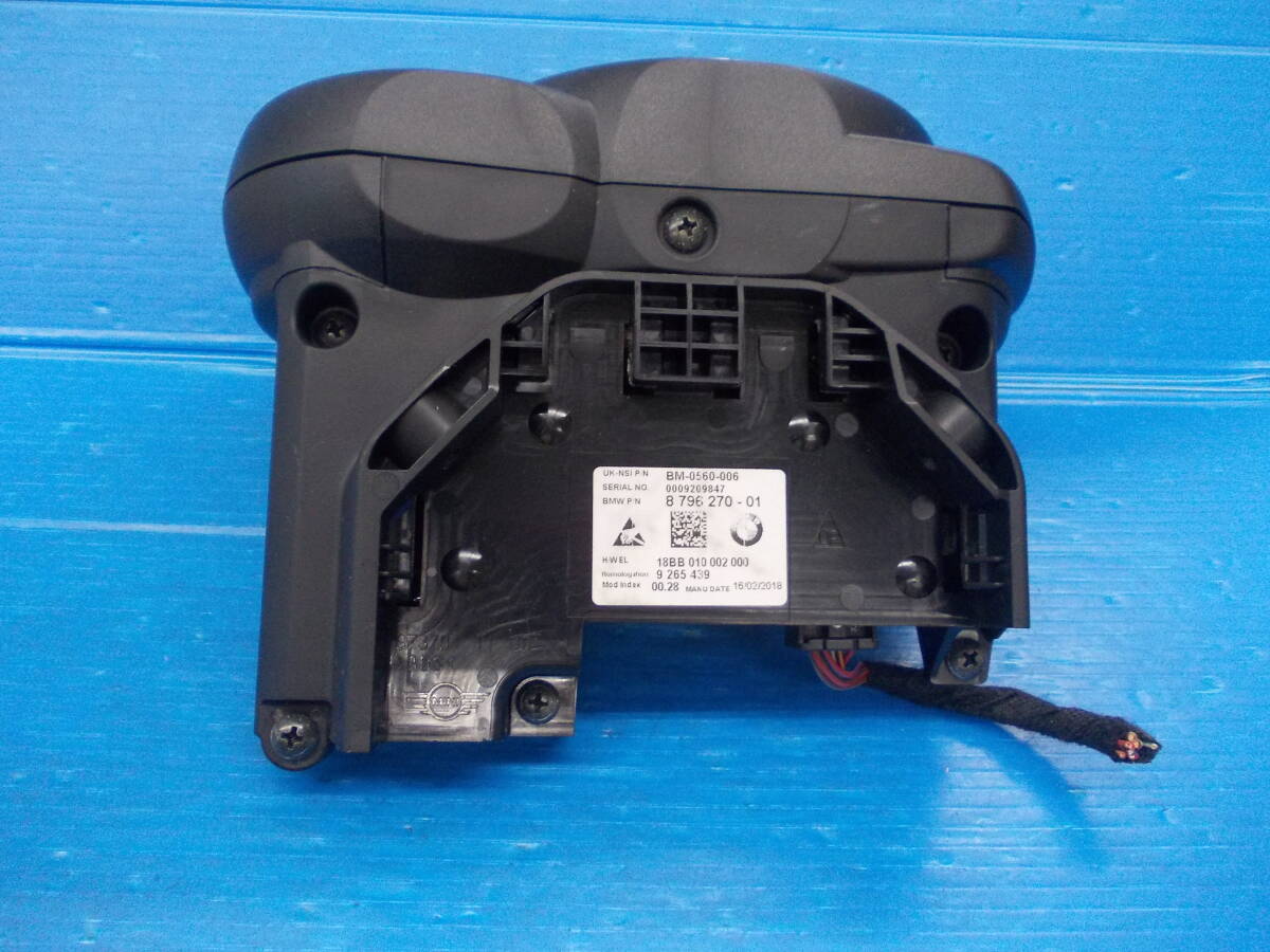 XM15/ミニ（BMW）　スピードメーター　AT車　走行距離：34，237㎞　現(xiàn)物品番：BM-0560-006　8 796 270-01