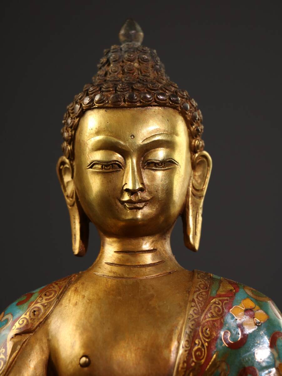 旧蔵 明 永樂年制 純銅 景泰藍【釋迦牟尼仏】仏像 つねる絲琺瑯 旧蔵 明 永樂年制 純銅 景泰藍【釋迦牟尼仏】仏像 つねる絲琺瑯