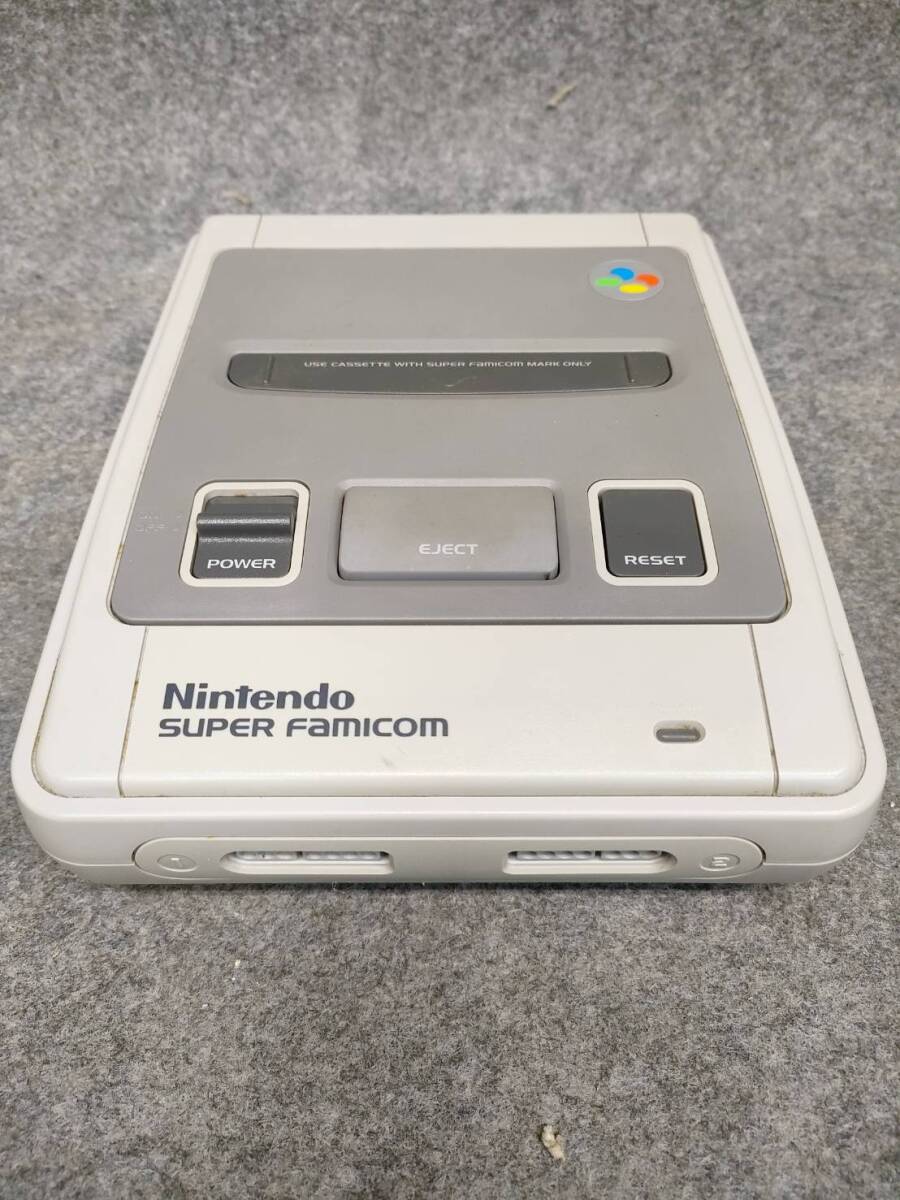 スーパーファミコン 中期型(詳細な年製不明) コントローラーあり