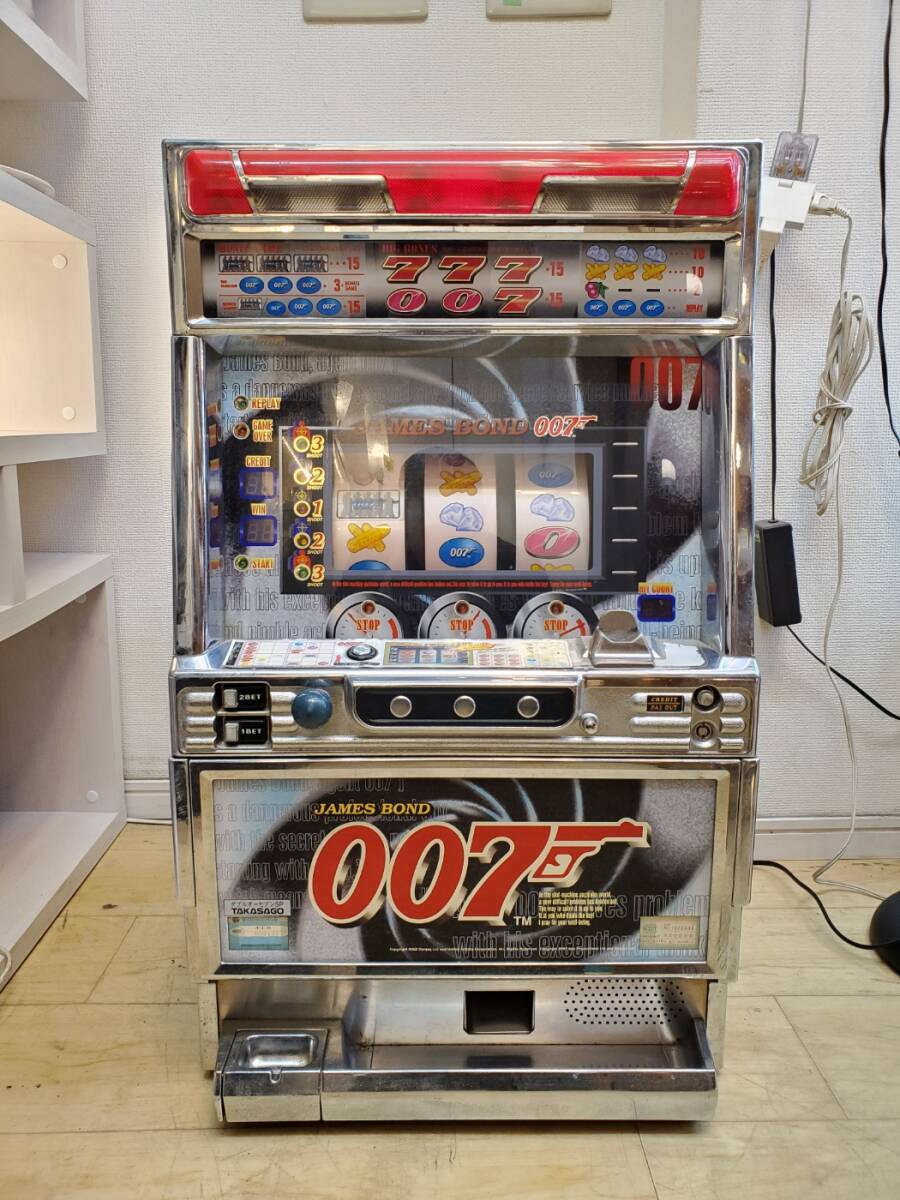【スロット機】 JAMES BOND 007 ジェームスボンド 高砂電器産業 パチスロ スロット ドアキーなし レトロ レア 希少