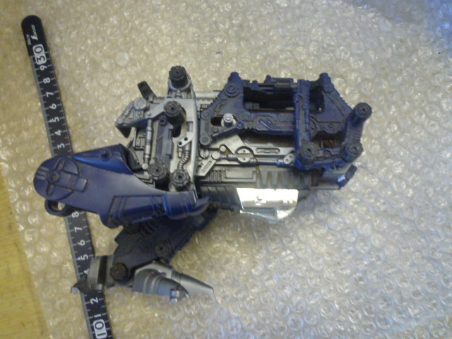 ゾイド サラマンダーF2 胴体 動力部分 パーツ MADE IN JAPAN ゾイド サラマンダーF2 胴体 動力部分 パーツ MADE IN JAPAN