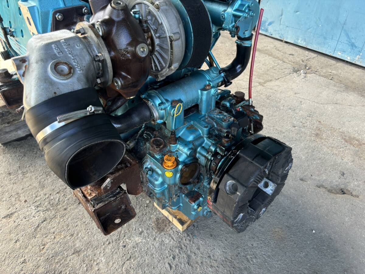 yanmar ヤンマー船内機 6LY-UTZY 240馬力 ドライブ式 実働品 yanmar ヤンマー船内機 6LY-UTZY 240馬力 ドライブ式 実働品