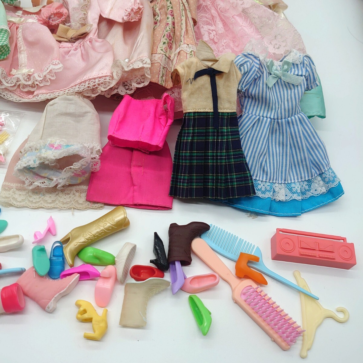 TAKARA タカラ リカちゃん いづみちゃん ジェニーちゃん 着せ TAKARA タカラ リカちゃん いづみちゃん ジェニーちゃん 着せ