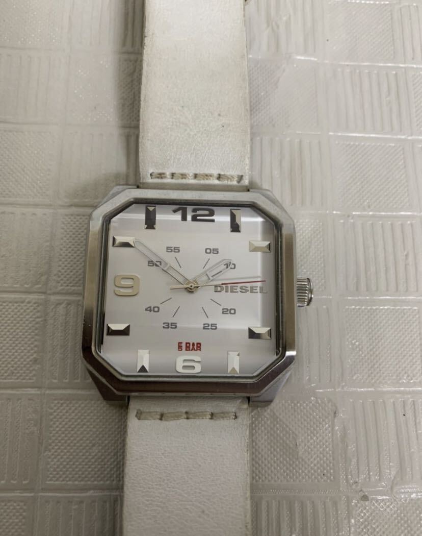 DIESEL DZ-1823/ディーゼル腕時計/メンズウォッチ/WATCH/現在動作不動/USED/ベルト使用感剥がれ等難/変色小傷等/部品取り用/ジャンク