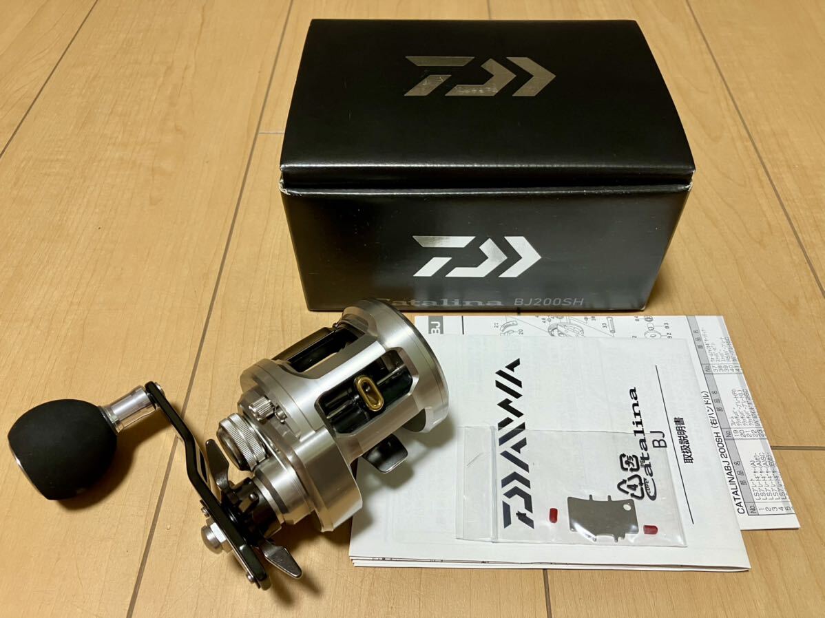 美品です 送料込み即決 ダイワ キャタリナ BJ200SH (ソルティガ 美品です 送料込み即決 ダイワ キャタリナ BJ200SH (ソルティガ