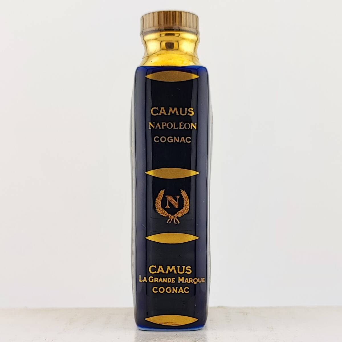 CAMUS NAPOLEON BOOK COGNAC 約40度 約50ml【カミュ ナポレオン CAMUS NAPOLEON BOOK COGNAC 約40度 約50ml【カミュ ナポレオン