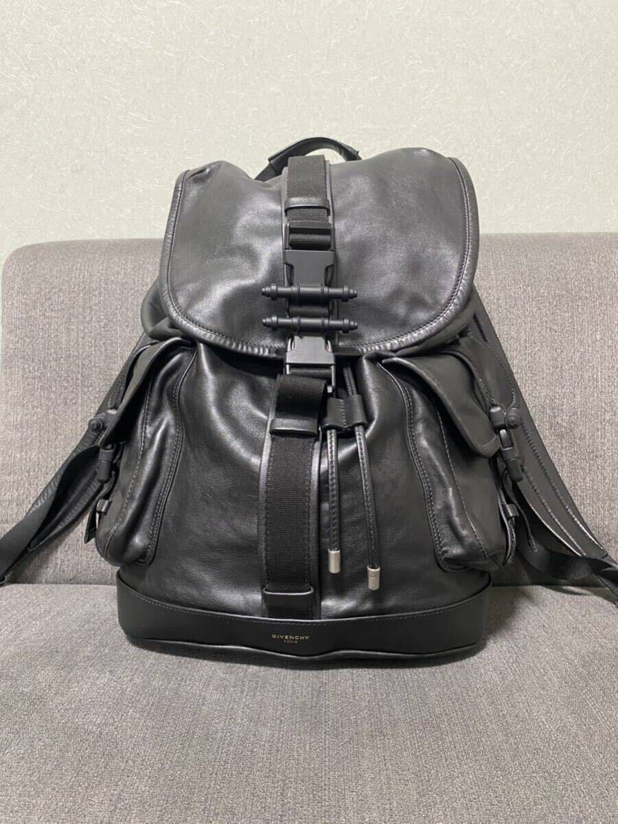 Yahoo!オークション - GIVENCHY ジバンシィ ジバンシー リュック Yahoo!オークション - GIVENCHY ジバンシィ ジバンシー リュック