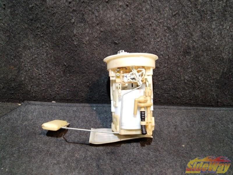 M_ X-trail latter term (NT30) original fuel pump [H72N]