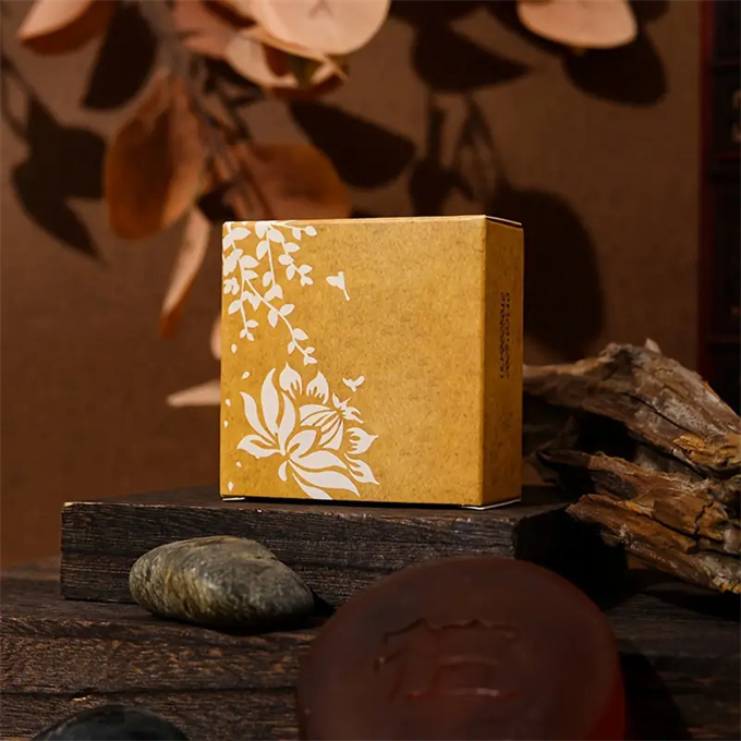 天然手作り 80g 白檀石鹸 白檀石鹸 沈香精油石鹸 手作り石鹸 洗浄と保濕