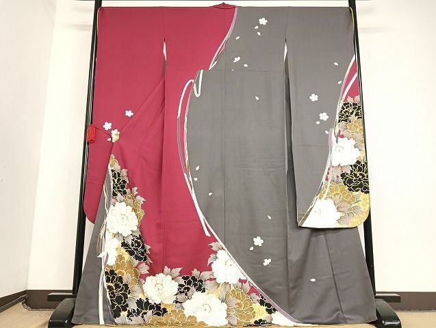 平和屋-こころ店■豪華振袖　牡丹　金彩　正絹　逸品　AAAJ0174Bzg