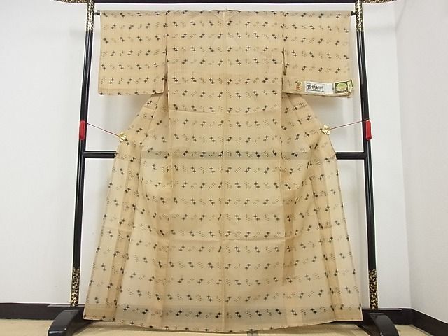 平和屋-こころ店■極上　夏物　本場琉球絣　夏琉球　手織　飛鳥文　証紙付　大城千代作 　正絹　逸品　未使用　AAAI0221Ack