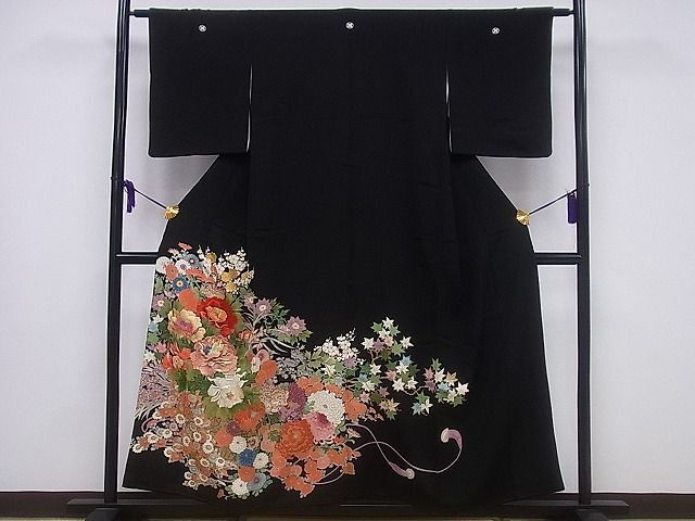 平和屋1■豪華黒留袖　刺繍　草花文　金彩　小田急百貨店扱い　逸品　CAAF3422id