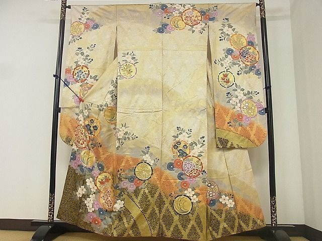 平和屋2■豪華振袖　駒刺繍　雪輪花文　金彩　逸品　DAAF6582du