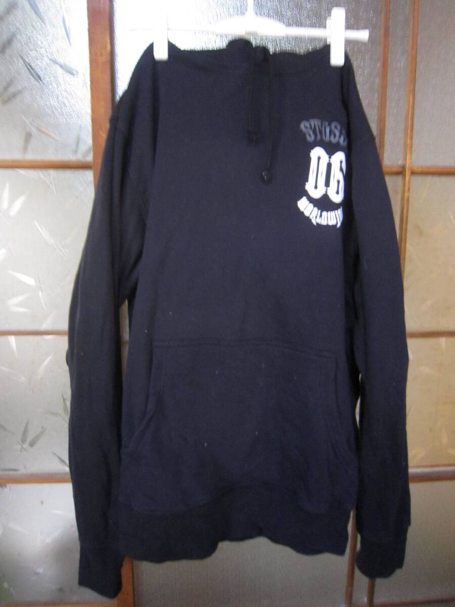 ステューシー　Stussy　中古　ポケット、フード付きパーカー　XL　66