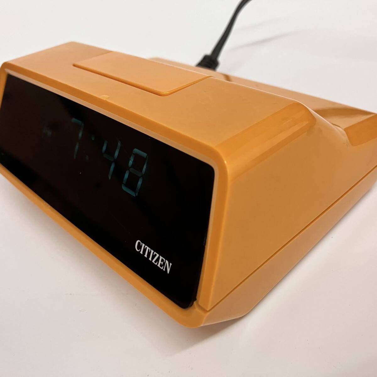 CITIZEN デジタル時計 No.5RD605 目覚まし時計 置き時計 CITIZEN デジタル時計 No.5RD605 目覚まし時計 置き時計