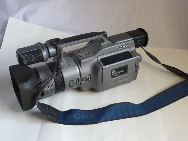 現状品◆SONY MiniDV ハンディカム DCR-VX1000