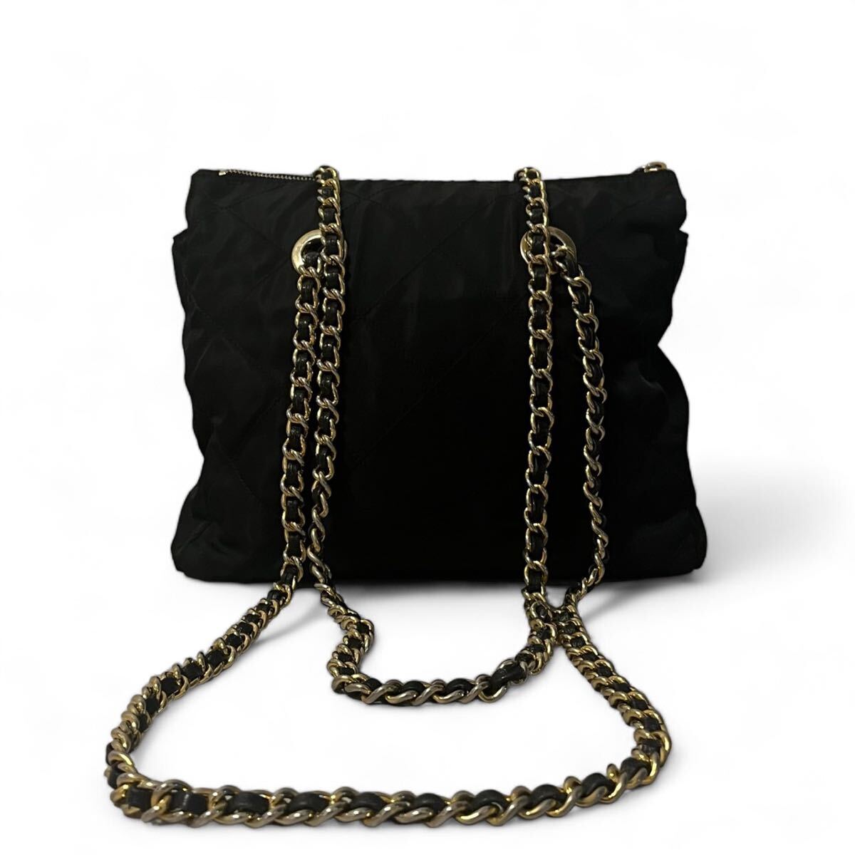 Yahoo!オークション - 極美品 PRADA プラダ チェーン Yahoo!オークション - 極美品 PRADA プラダ チェーン