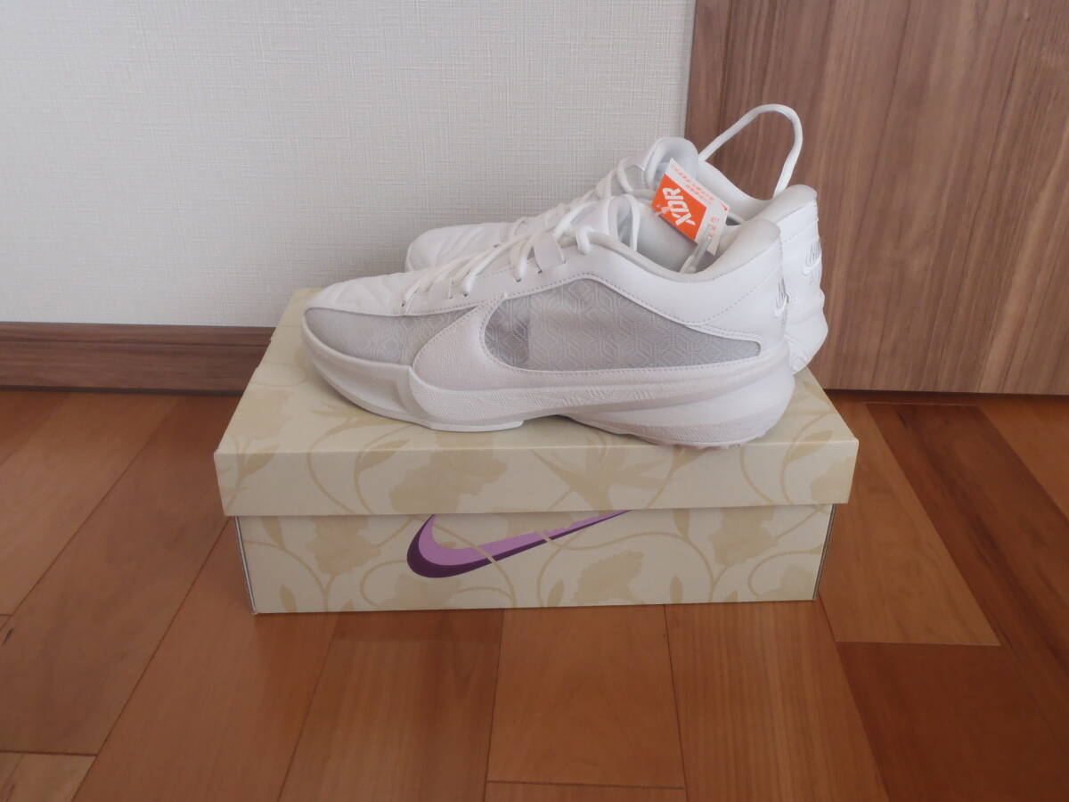 NIKE　ZOOM FREAK 5 ズーム フリーク 5 　27.5ｃｍ