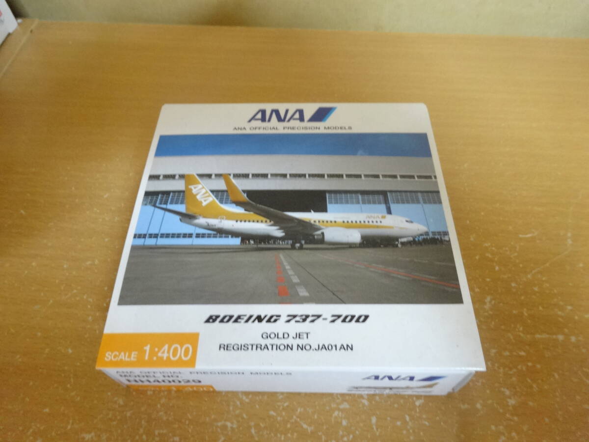 全日空商事 1/400 ANA 全日空 737−700「GOLD JET」 全日空商事 ANA/アナ BOEING/ボーイング 737-700 GOLD JET