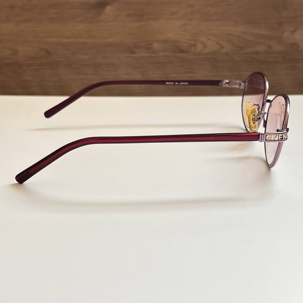 GIVENCHY ジバンシー オーバル型 サングラス メガネ 眼鏡 GIVENCHY ジバンシー オーバル型 サングラス メガネ 眼鏡