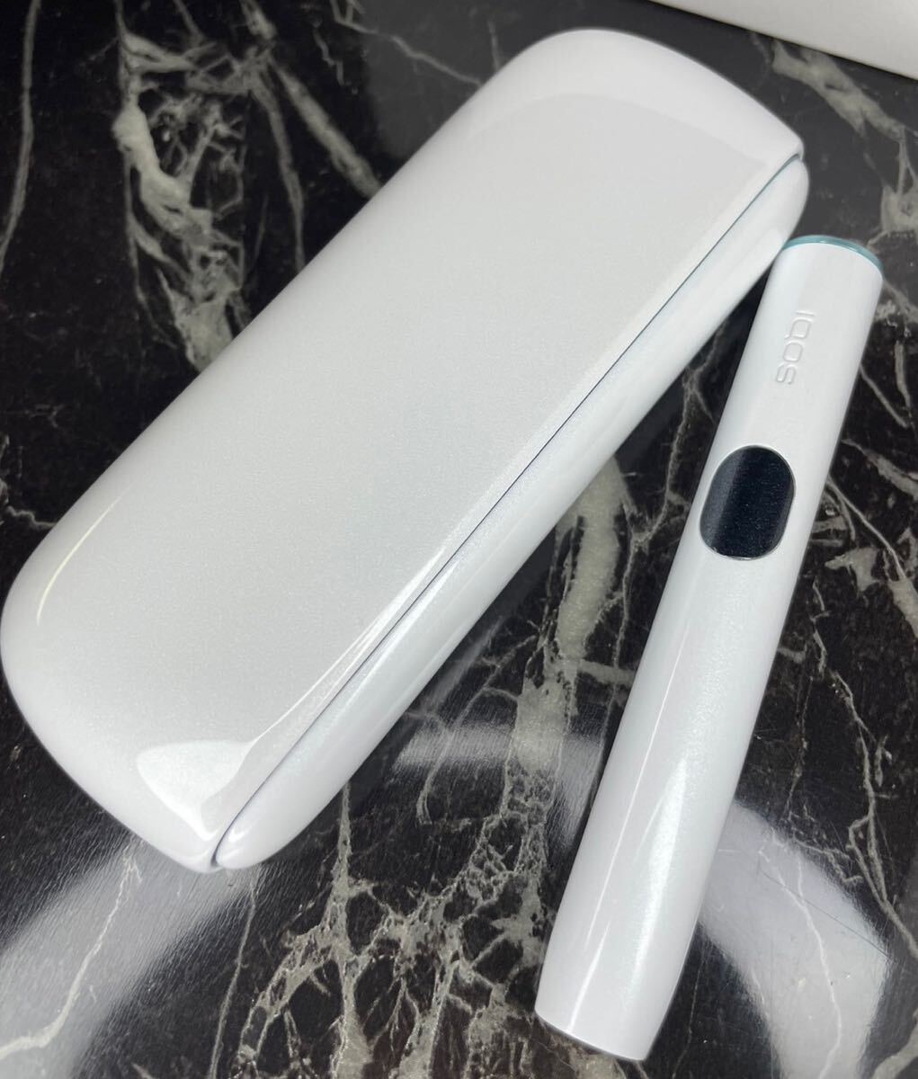 【新品】アイコス iQOS 白 iQOS 2.4 Plus アイコス 新型 ホワイト 本体 キット 【新品/正規