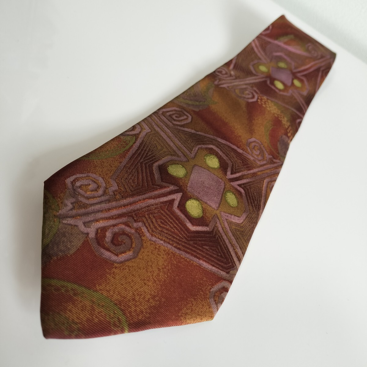 Courreges(クレージュ)ブラウン術柄ネクタイ_画像2