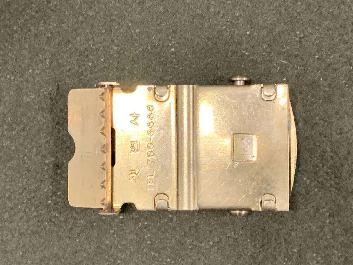 品 韓国軍 旧型 実物 首都防衛司令部 憲兵用 バックル. 空挺部隊 品 韓国軍 旧型 実物 首都防衛司令部 憲兵用 バックル. 空挺部隊