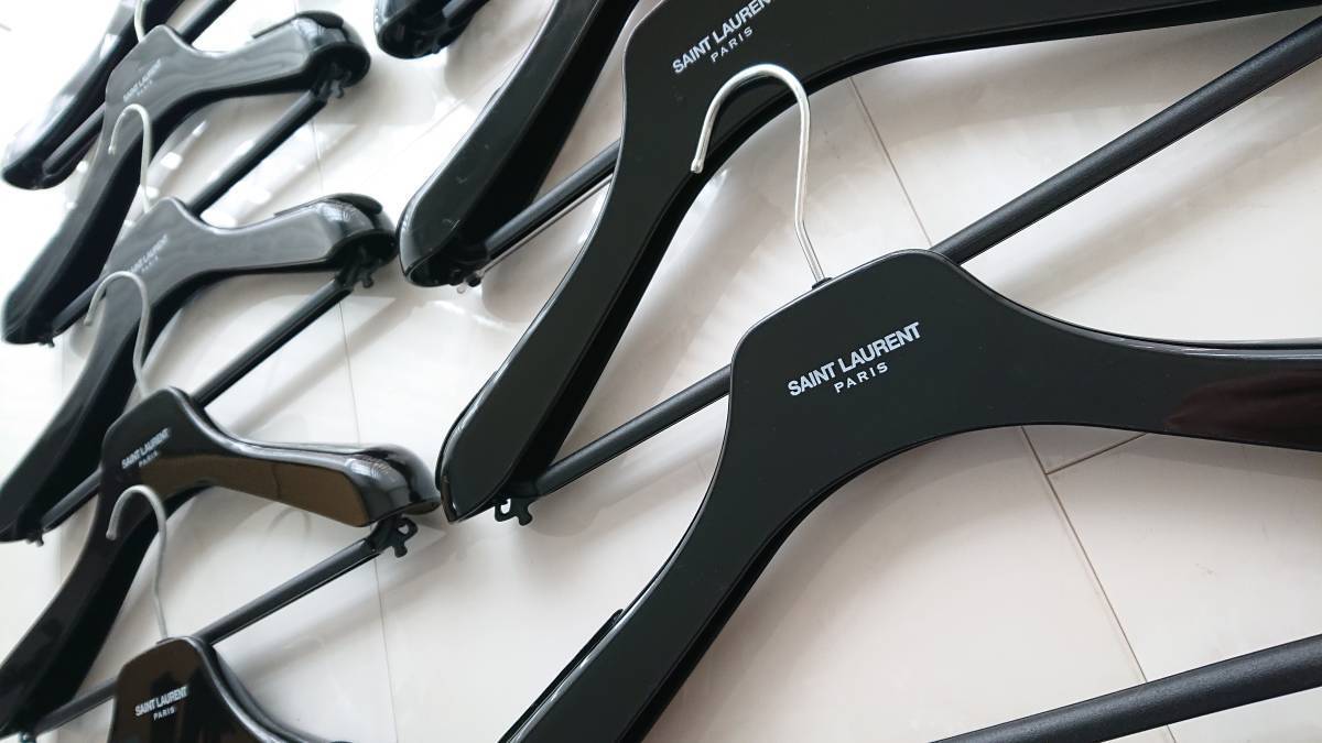 送料無料 SAINT LAURENT PARIS / サンローランパリ / ハンガー 5 送料無料 SAINT LAURENT PARIS / サンローランパリ / ハンガー 5