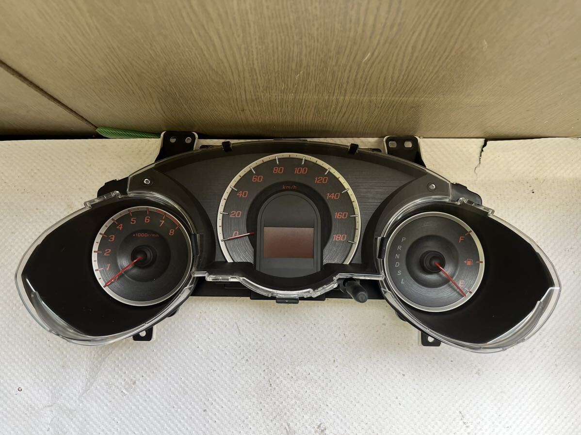 フィット GE6 FIT 2WD メーター 78100-TF0-J250 77438km 中古
