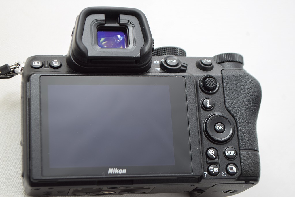 ニコンZ5ボティ (元箱)ショット数4700回 美品。 Yahoo!オークション - 美品 Nikon ニコン Z5 ボディ 元箱付
