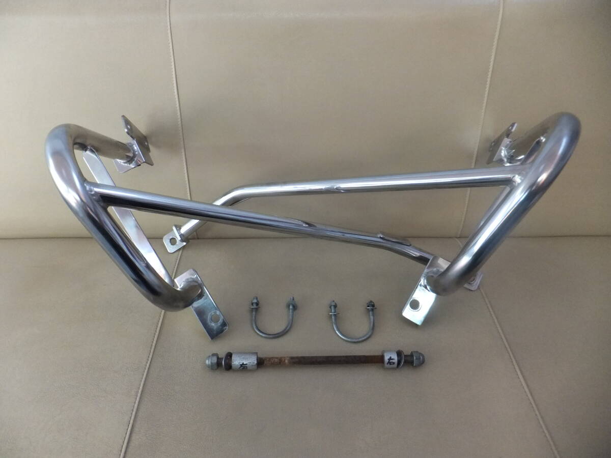 CB400SUPER　FOUR・NC39■バンパー・エンジンガード■サクタスポーツバンパー　NC42？