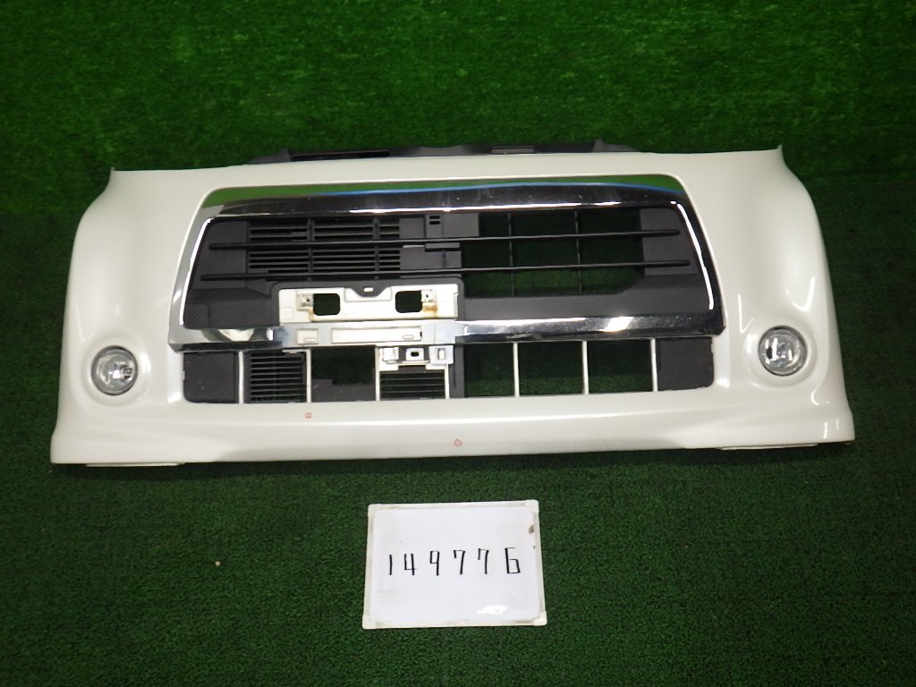 # 149779 ダイハツ / タントカスタム / 後期 / L375S / X / フロントバンパー / W24 パール TANTO N4H7