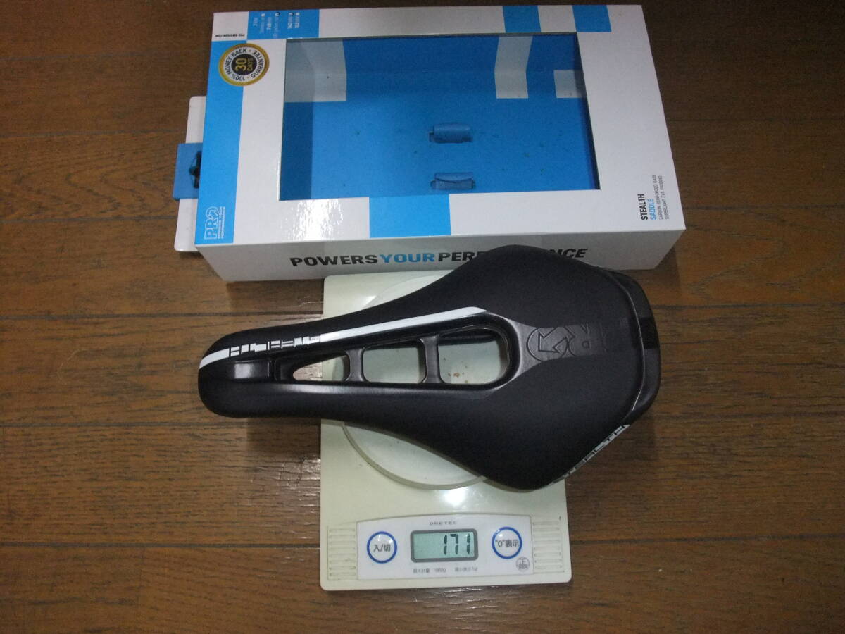 シマノプロ SHIMANO PRO ステルスカーボン STEALTH サドル カーボンレール 美品 142ミリ オプション付き_画像3