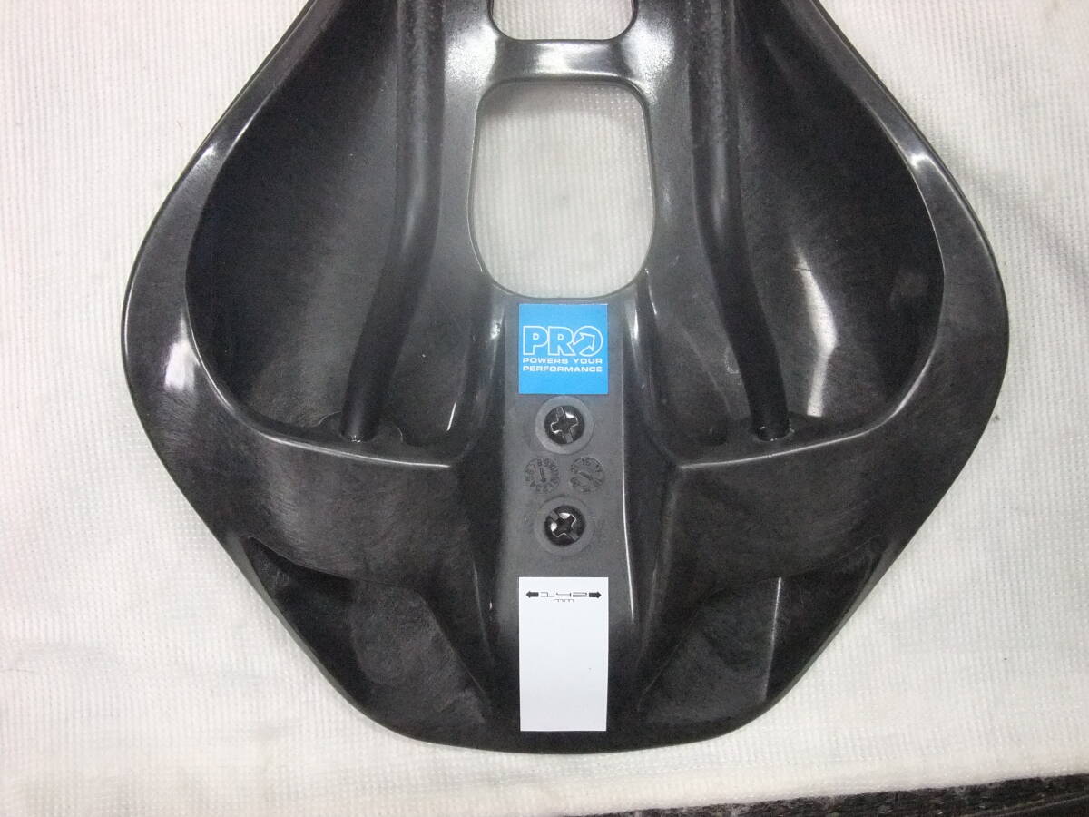 シマノプロ SHIMANO PRO ステルスカーボン STEALTH サドル カーボンレール 美品 142ミリ オプション付き_画像6