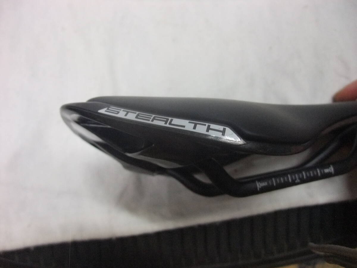 シマノプロ SHIMANO PRO ステルスカーボン STEALTH サドル カーボンレール 美品 142ミリ オプション付き_画像9