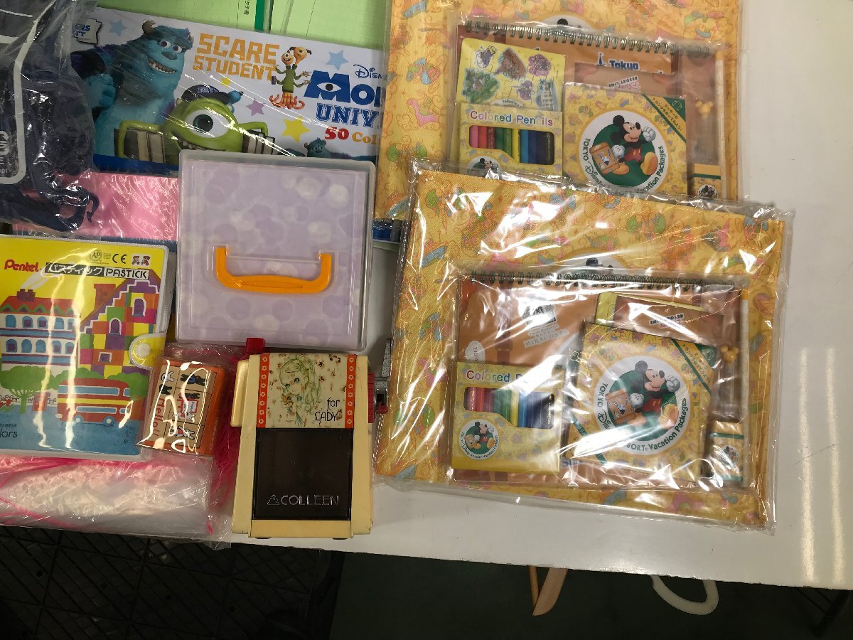 文房具 オフィス用品 店舗用品 折り紙 色鉛筆 原稿用紙 KINGジム A4ファイル 鉛筆削り ヘイコーホルダー シール 他 まとめ ユーズド_画像5