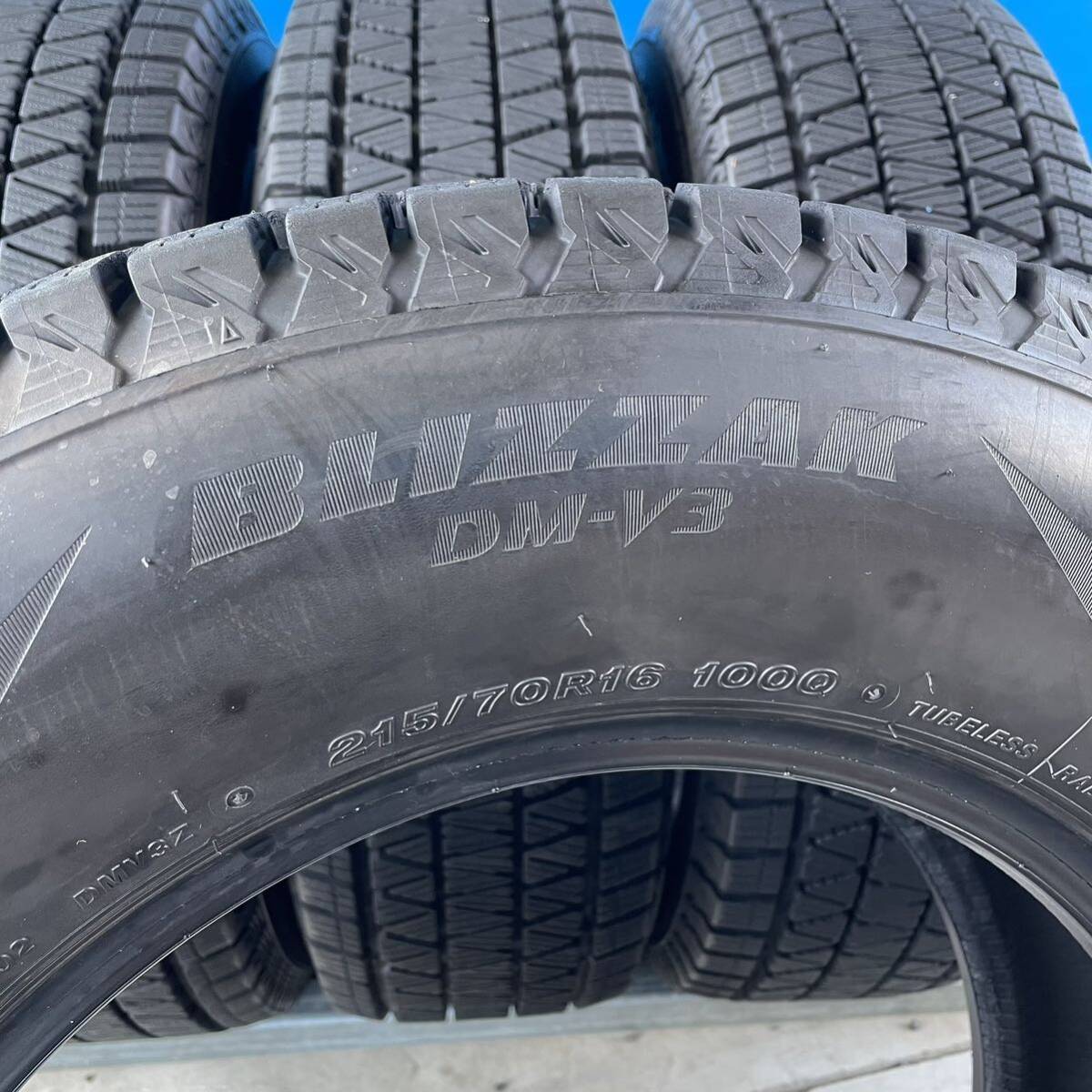 215/70R16 ブリヂストン BLI ZZAK DM-V3 スタットレスタイヤ215 215/70R16 ブリヂストン BLI ZZAK DM-V3 スタットレスタイヤ215