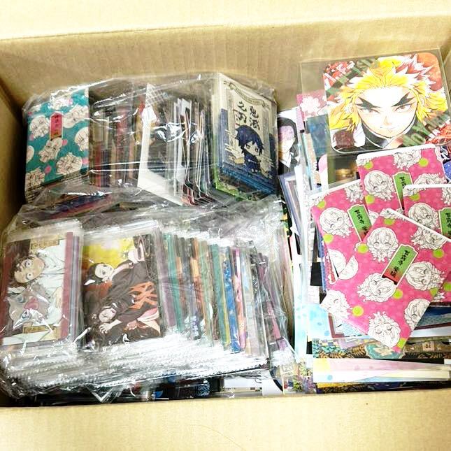 4kg以上 鬼滅の刃 超大量 カード まとめて レア キラ 食玩 シークレット コースター ポスカ ファイル シール ステッカー ブロマイド