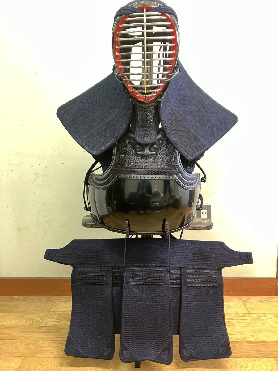 Yahoo!オークション - 東京正武堂 鐡 防具一式(面・小手・垂 Yahoo!オークション - 東京正武堂 鐡 防具一式(面・小手・垂