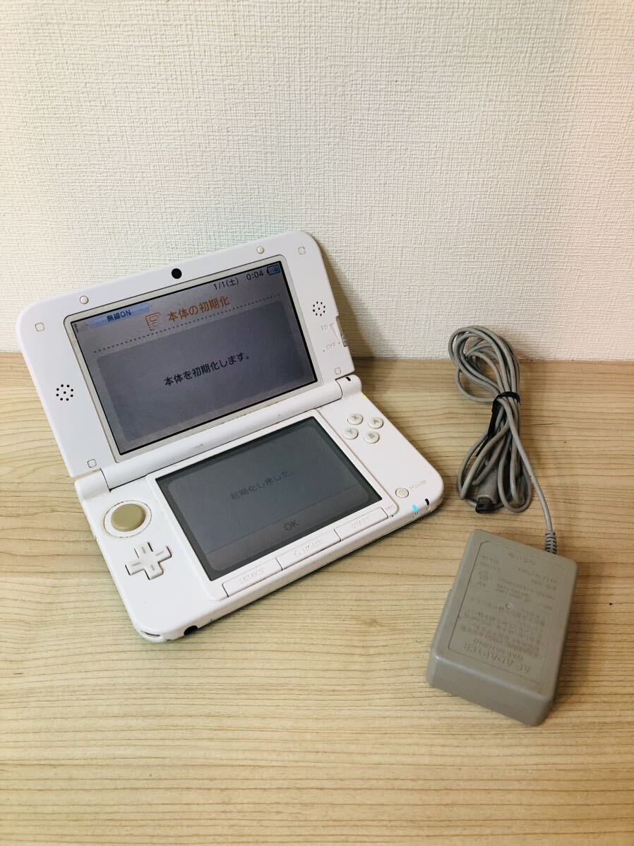 ◯Nintendo 任天堂 3DSLL ミント×ホワイト　SPR-001 通電／初期化済み