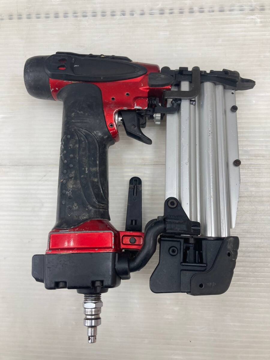 中古品】【0924】☆makita(マキタ) 高圧50㎜ピンタッカ 中古品】【0924】☆makita(マキタ) 高圧50㎜ピンタッカ