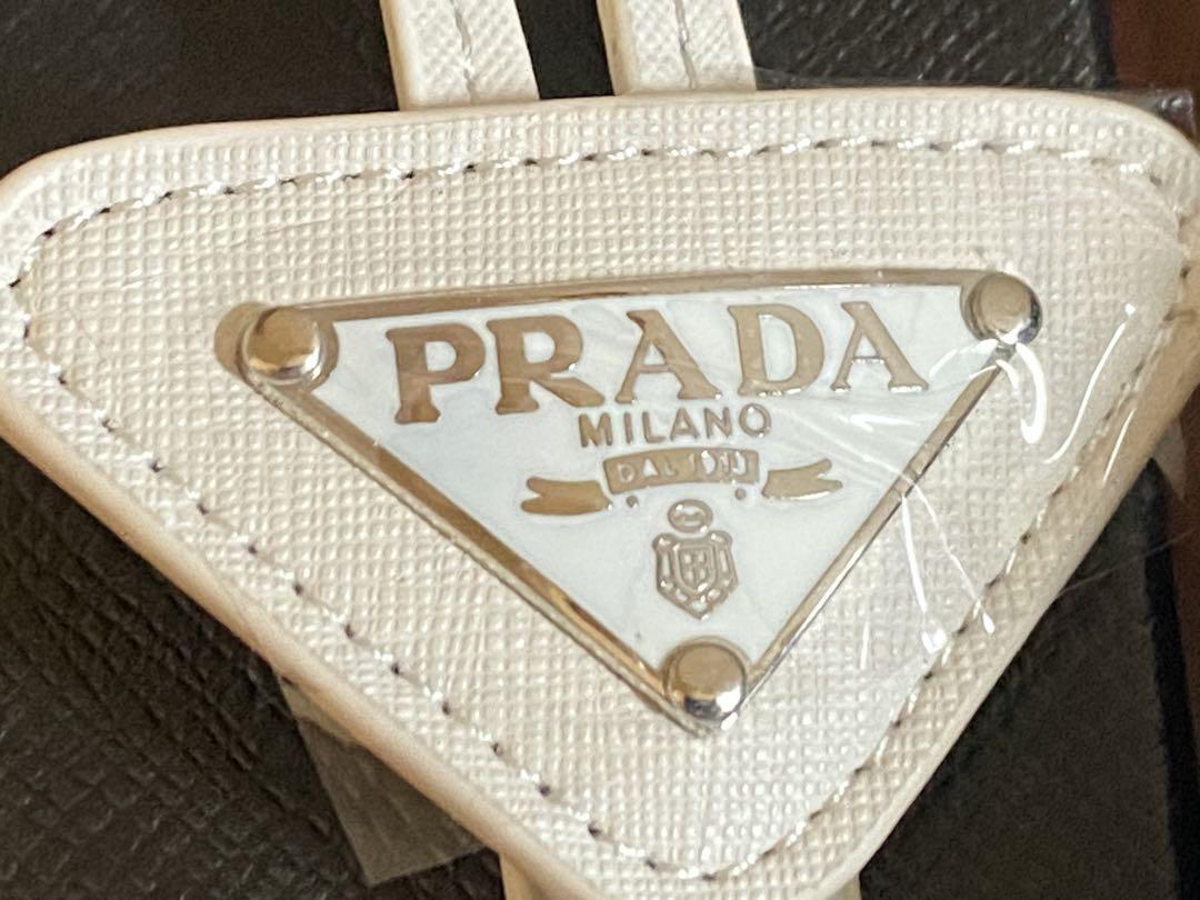 極美品】PRADA プラダ ループタイ ボロタイ ネクタイ ホワイト 極美品】PRADA プラダ ループタイ ボロタイ ネクタイ ホワイト