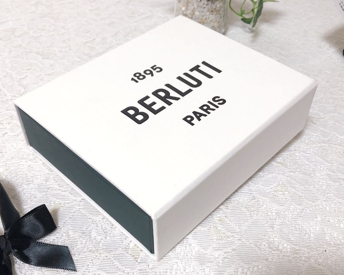BERLUTI ベルルッティ 包装用ボックス ベルルッティ「BERLUTI」小物用空箱・保存袋・しおり (4380