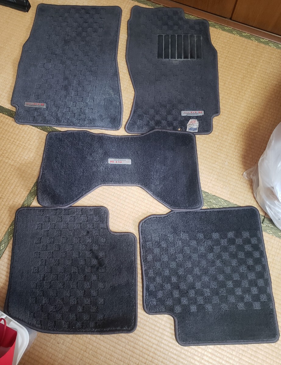 日産純正 BCNR33 フロアマット １台分 5枚セット スカイライン GTR RB26 NISSAN 中古品　GTR33