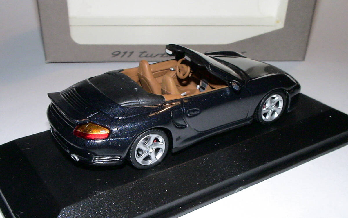 新品【ミニチャンプス】PORSCHE 911 turbo Cabriolet WAP020 101 14 1/43 ポルシェ