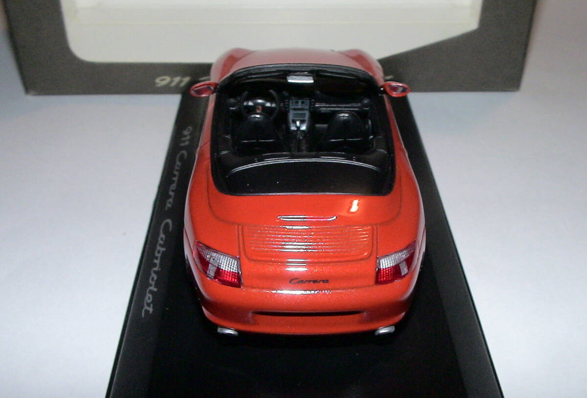 新品【ミニチャンプス】PORSCHE 911 Carrera Cabriolet WAP020 081 12 1/43 ポルシェ